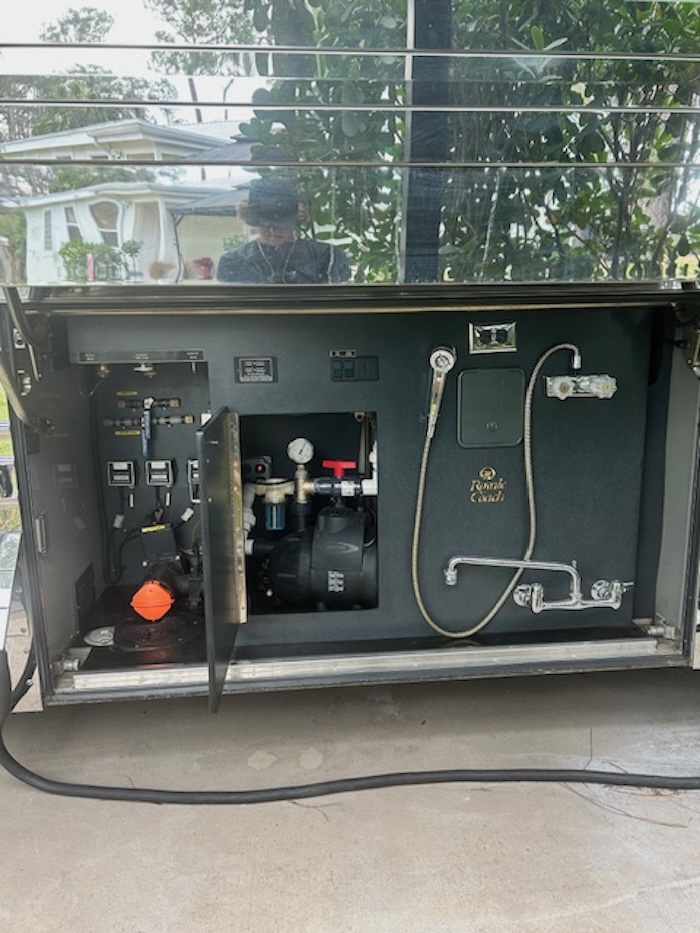 2006 Prevost Royale XLII For Sale