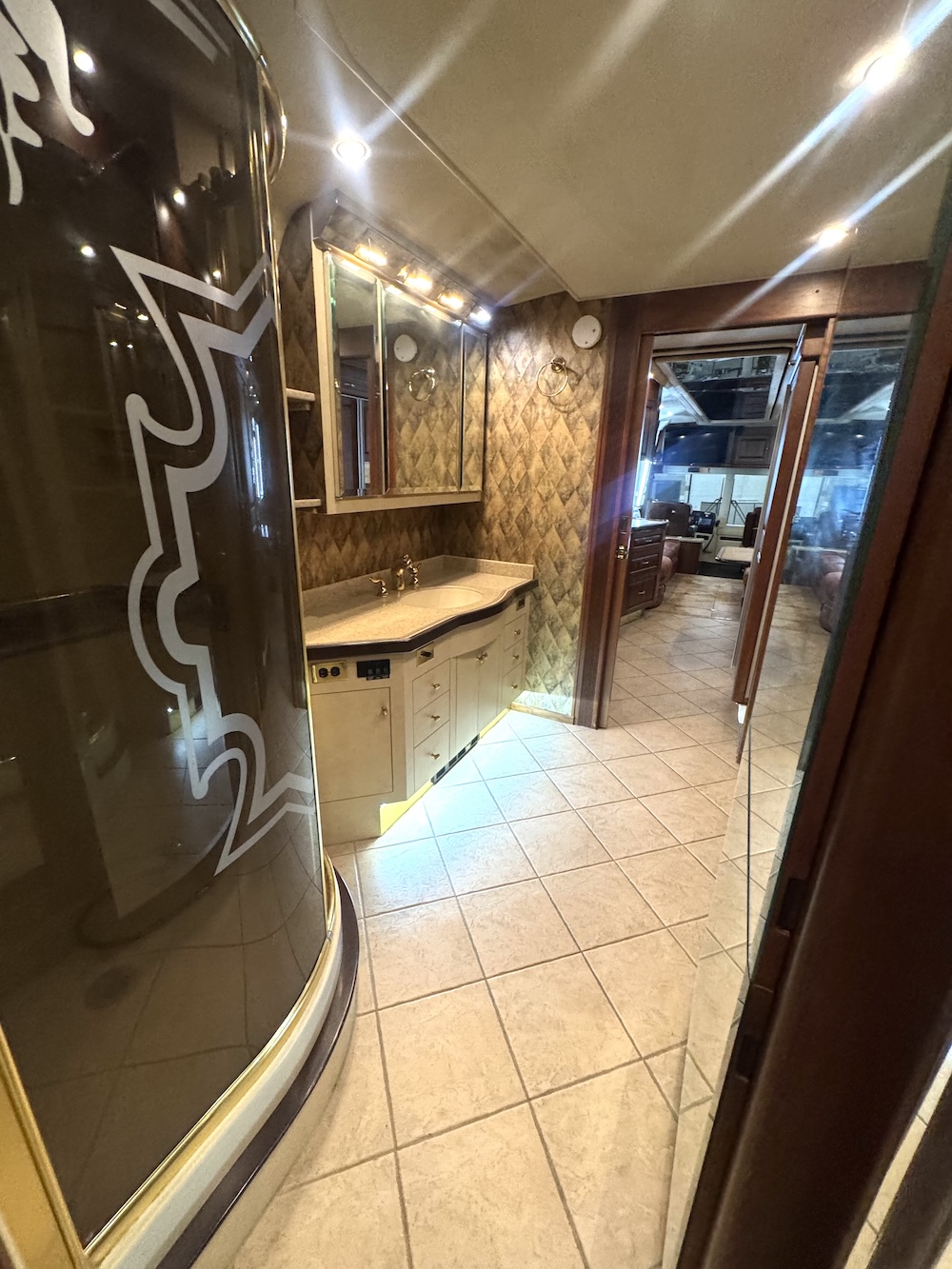 2001 Prevost Royale XLII For Sale