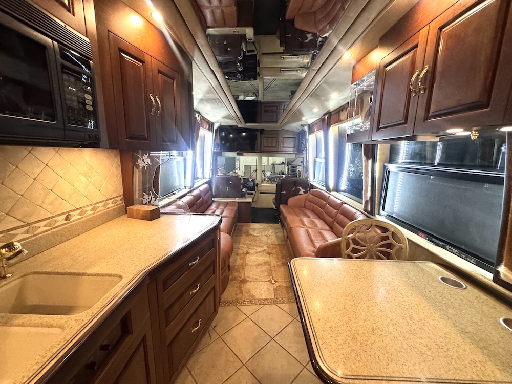 2001 Prevost Royale XLII For Sale