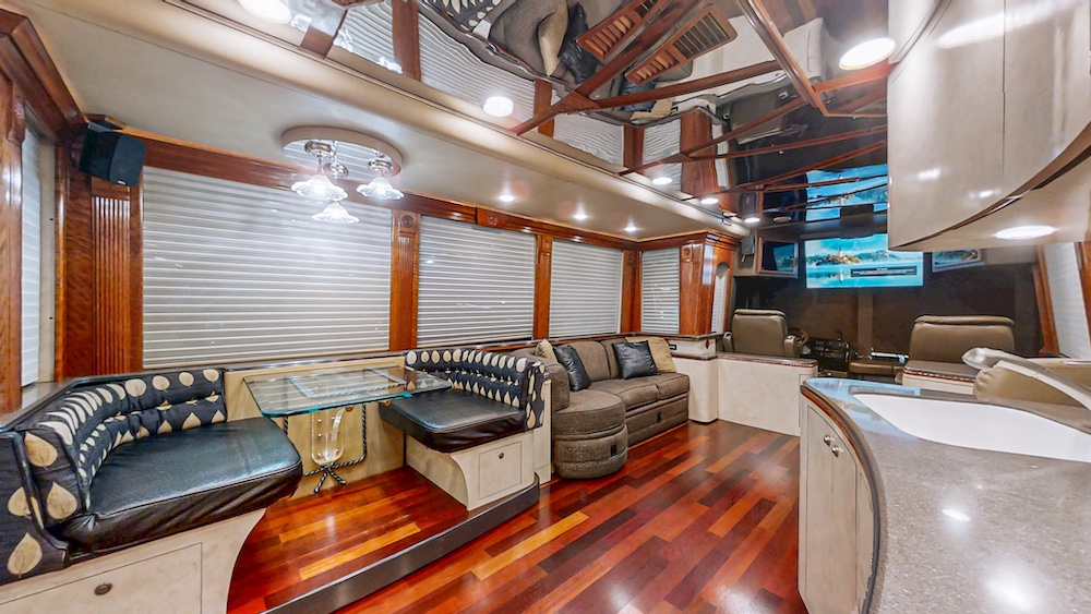 2001 Prevost Vision XLII For Sale