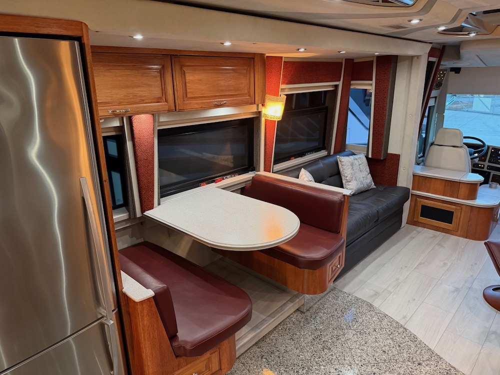 2002 Prevost Country Coach XLII For Sale