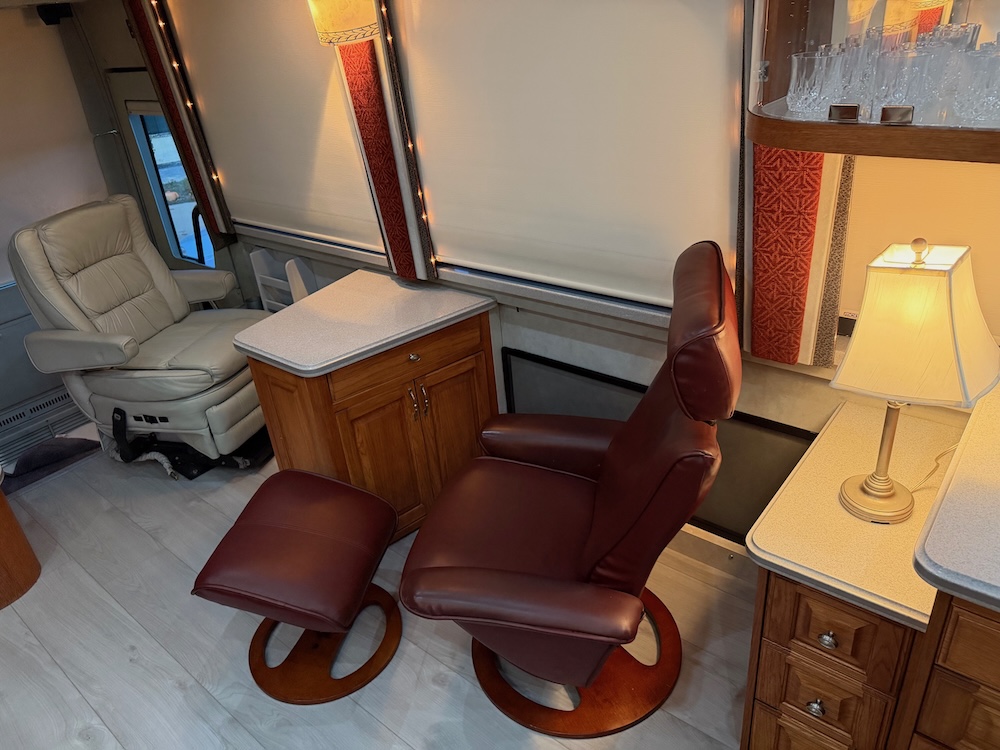 2002 Prevost Country Coach XLII For Sale