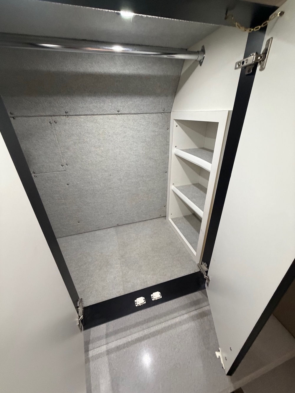 2002 Prevost Country Coach XLII For Sale