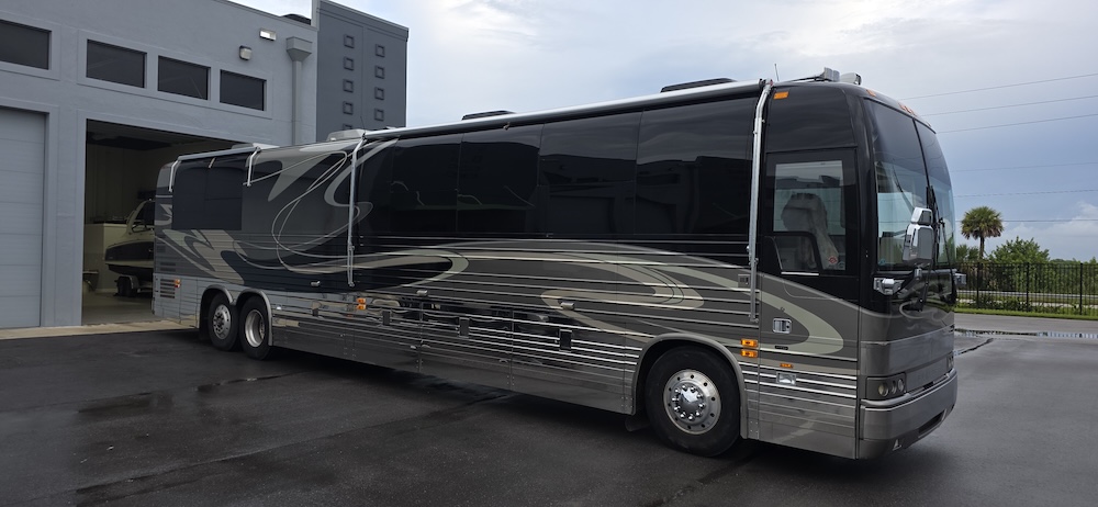 2002 Prevost AmericanXLII For Sale