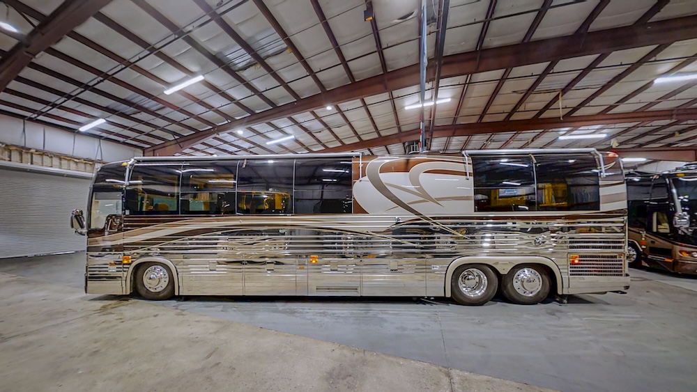 2002 Prevost American XLII For Sale