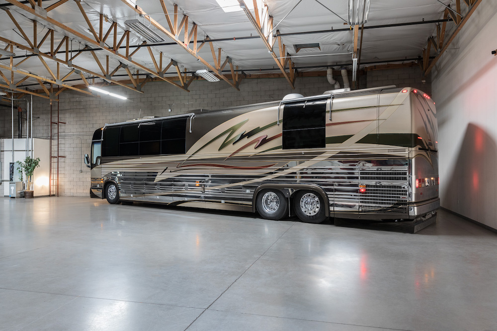 2002 Prevost Country Coach XLII For Sale