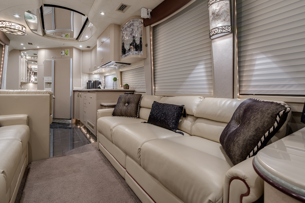 2002 Prevost Country Coach XLII For Sale