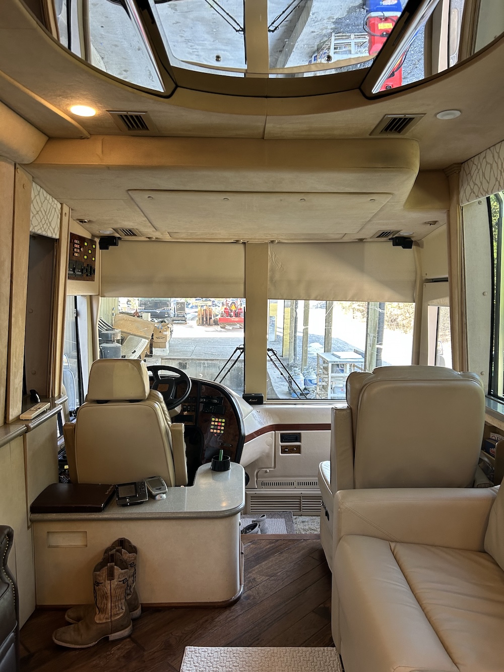2002 Prevost Country Coach XLII For Sale