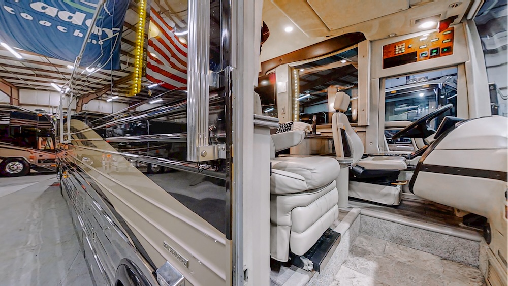 2002 Prevost Country Coach XLII For Sale