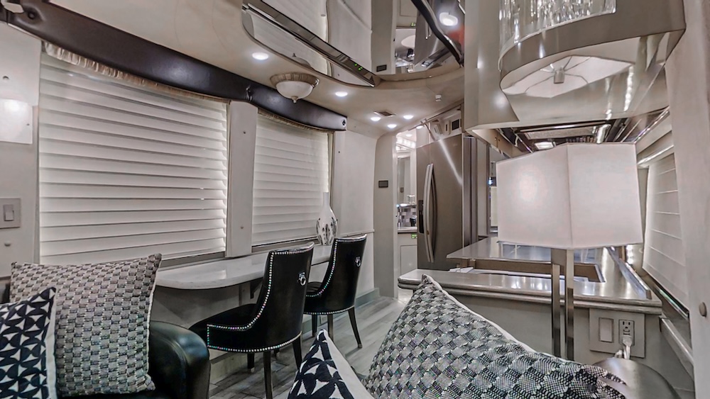 2002 Prevost Country Coach XLII For Sale