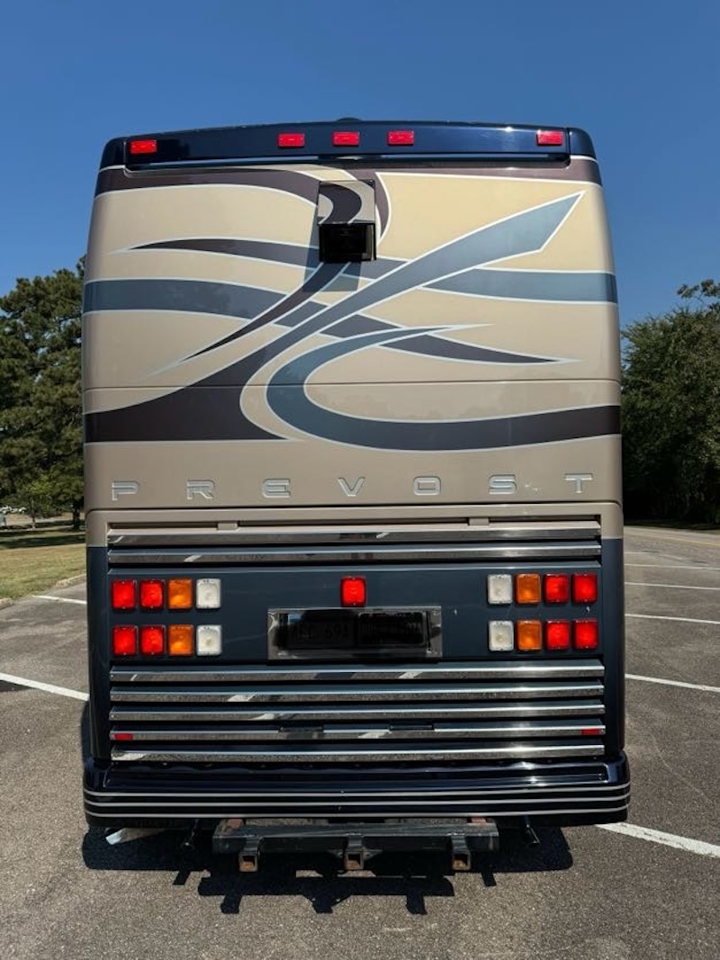 2002 Prevost Featherlite  H3-45 For Sale