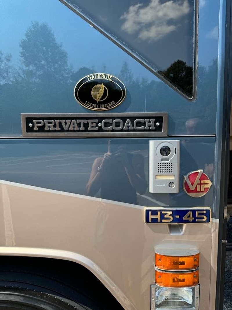 2002 Prevost Featherlite  H3-45 For Sale