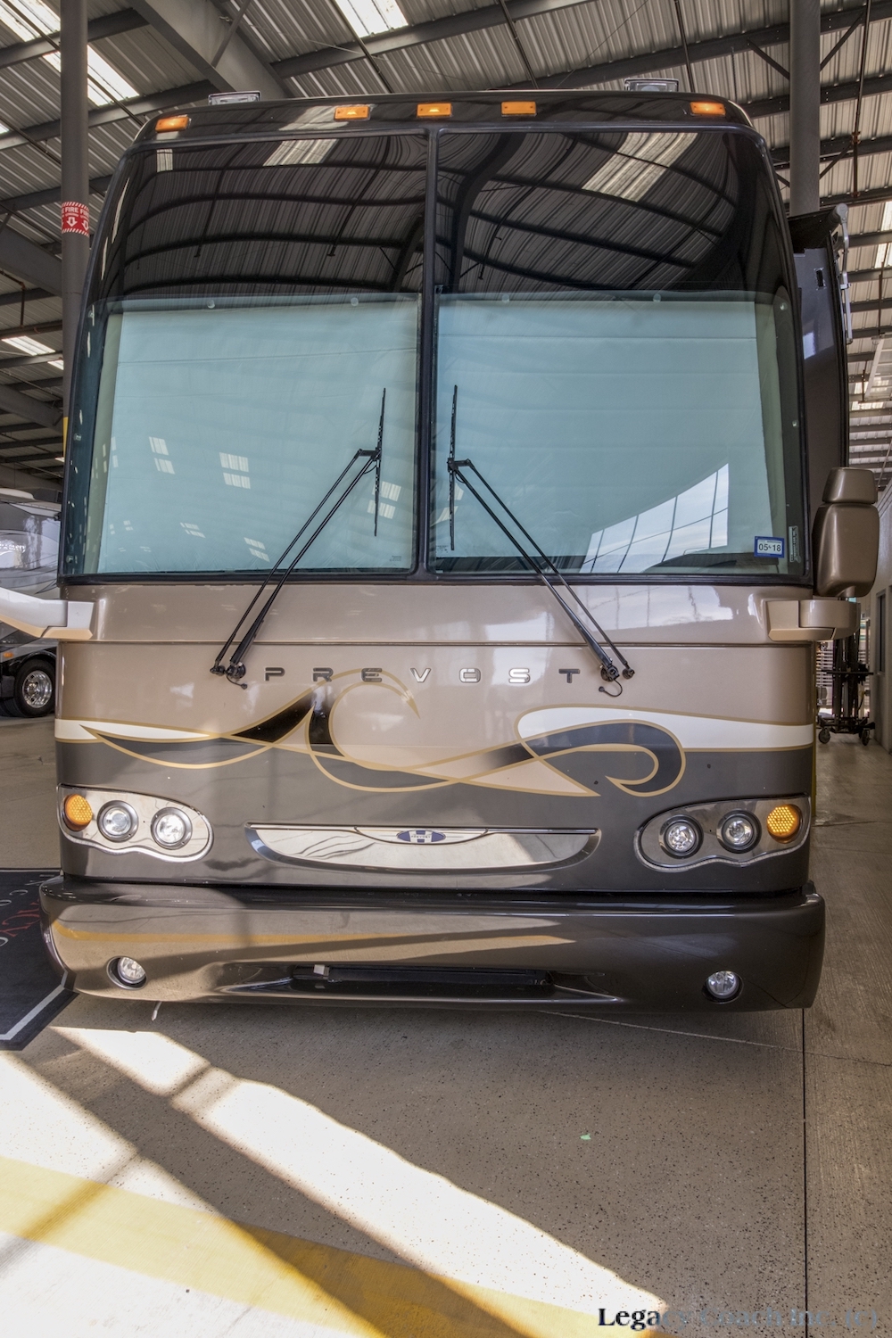 2002 Prevost Featherlite H3-45 For Sale