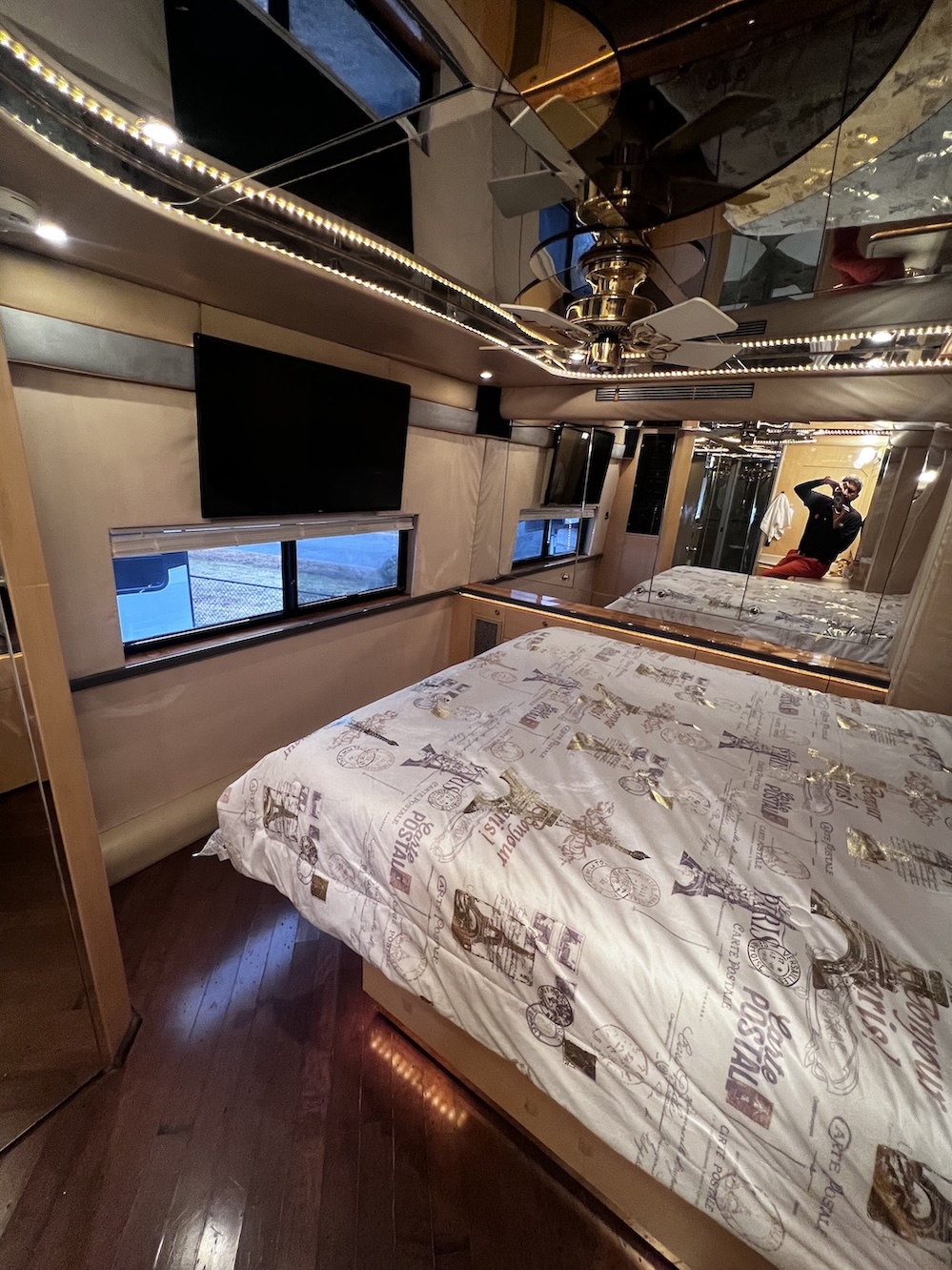 2002 Prevost Featherlite H3-45 For Sale