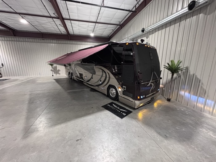 2002 Prevost Featherlite H3-45 For Sale