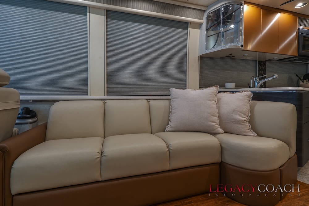 2002 Prevost Marathon XLII For Sale