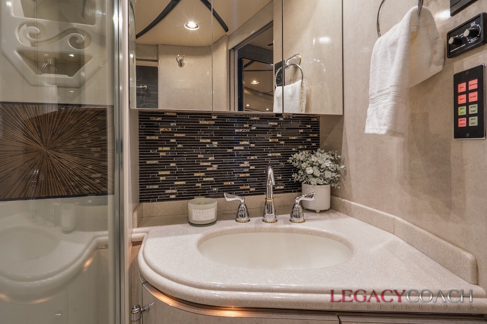 2002 Prevost Marathon XLII For Sale