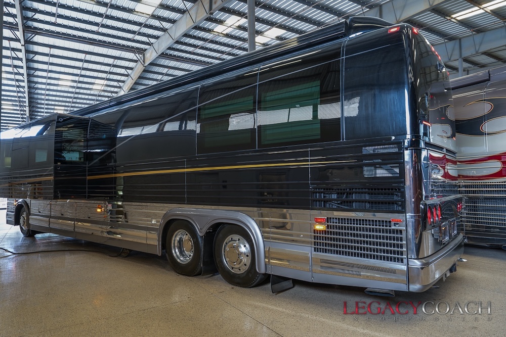 2002 Prevost Marathon XLII For Sale