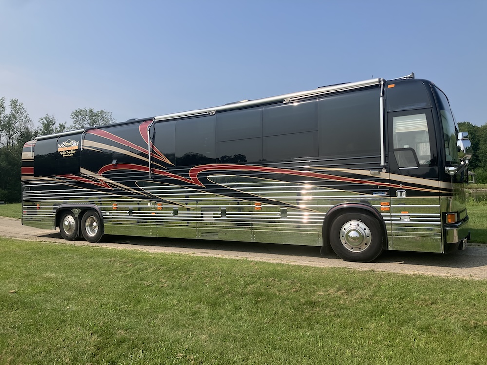 2002 Prevost Royale XLII For Sale