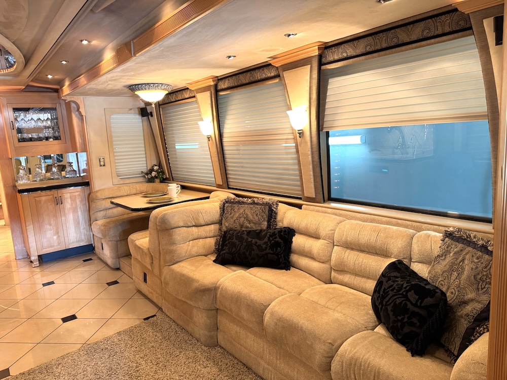 2002 Prevost Royale XLII For Sale