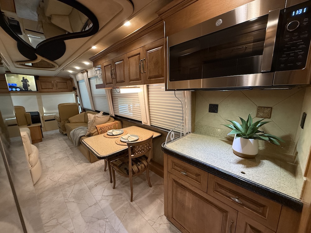 2002 Prevost  Royale XLII For Sale