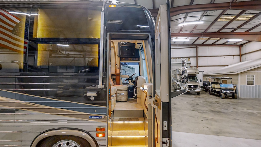 2002 Prevost Royale XLII For Sale