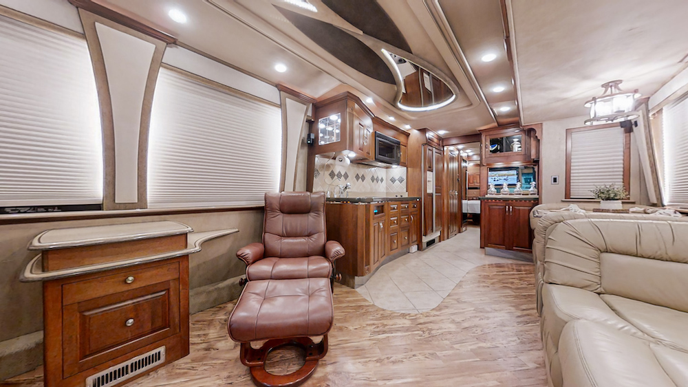 2002 Prevost Royale XLII For Sale