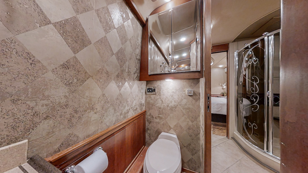 2002 Prevost Royale XLII For Sale