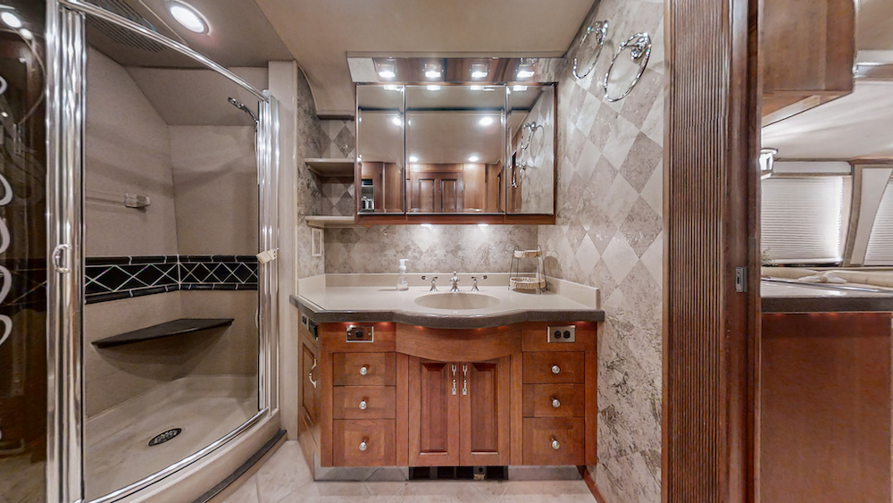 2002 Prevost Royale XLII For Sale