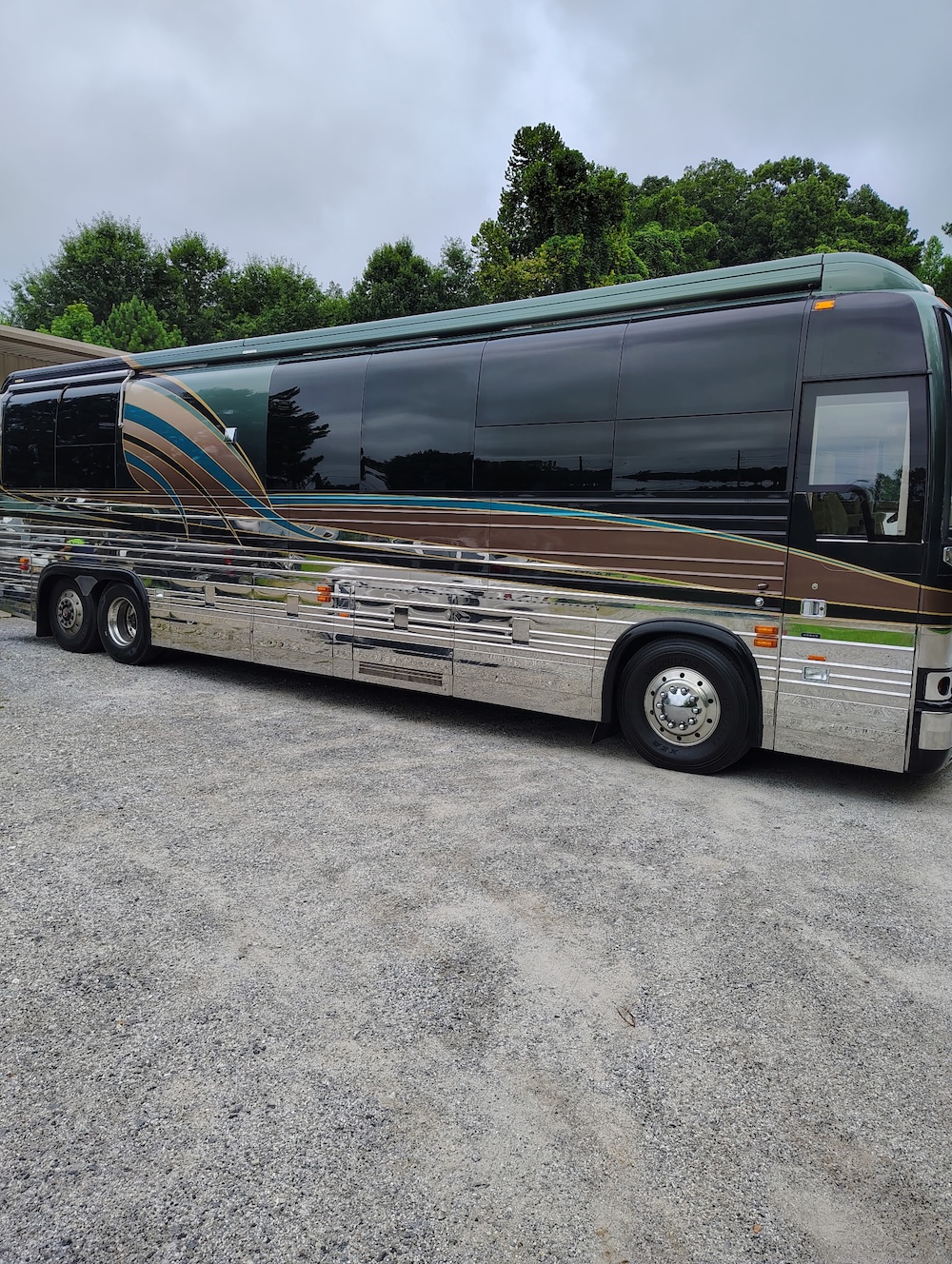 2002 Prevost XLII For Sale