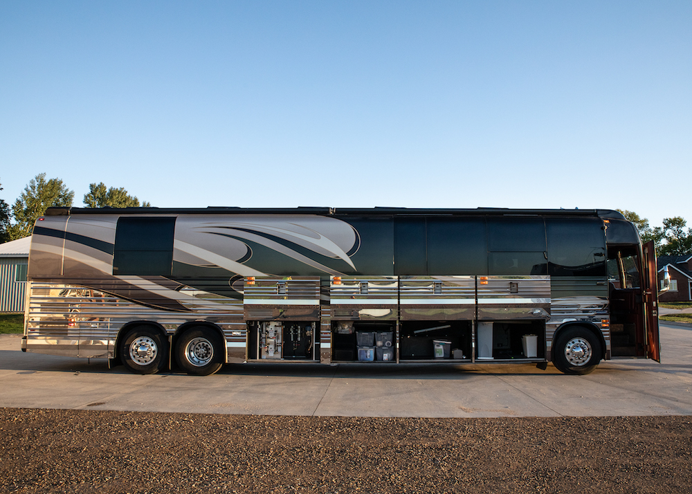 2003 Prevost XLII For Sale