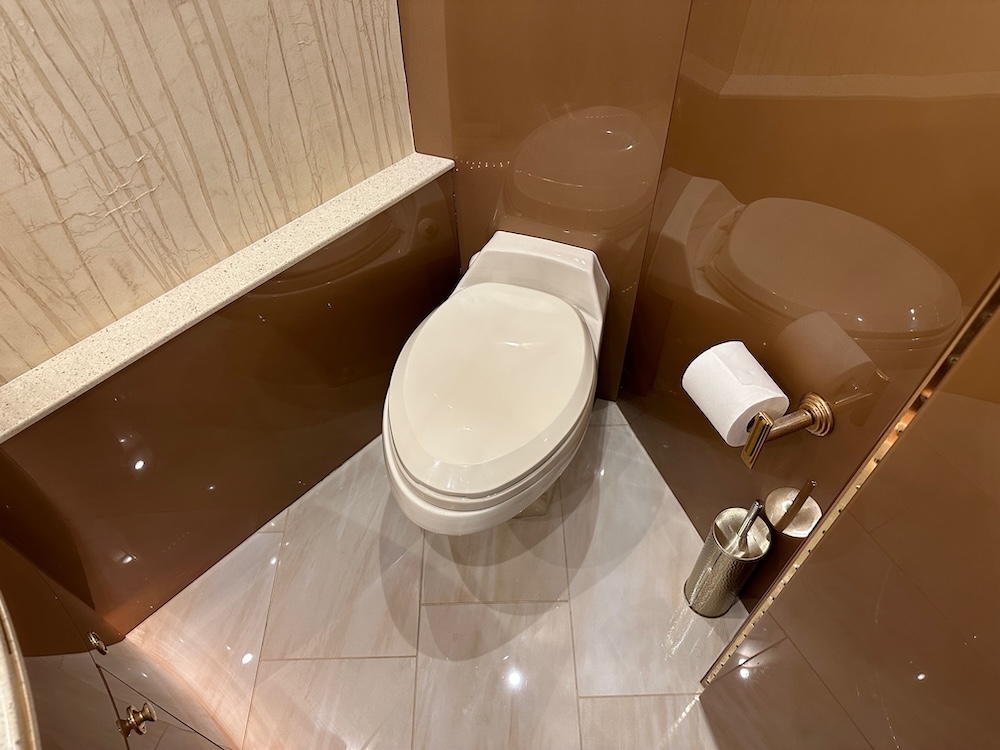 2003 Prevost Featherlite H3-45 For Sale