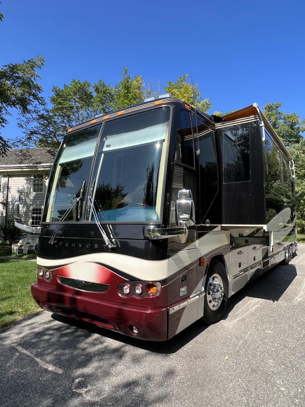 2002 Prevost Featherlite H3-45 For Sale