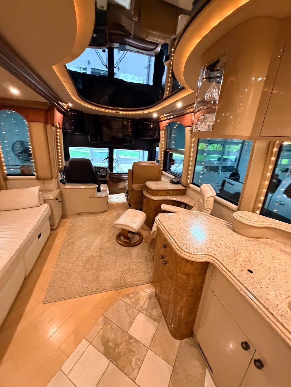 2003 Prevost Liberty XLII For Sale
