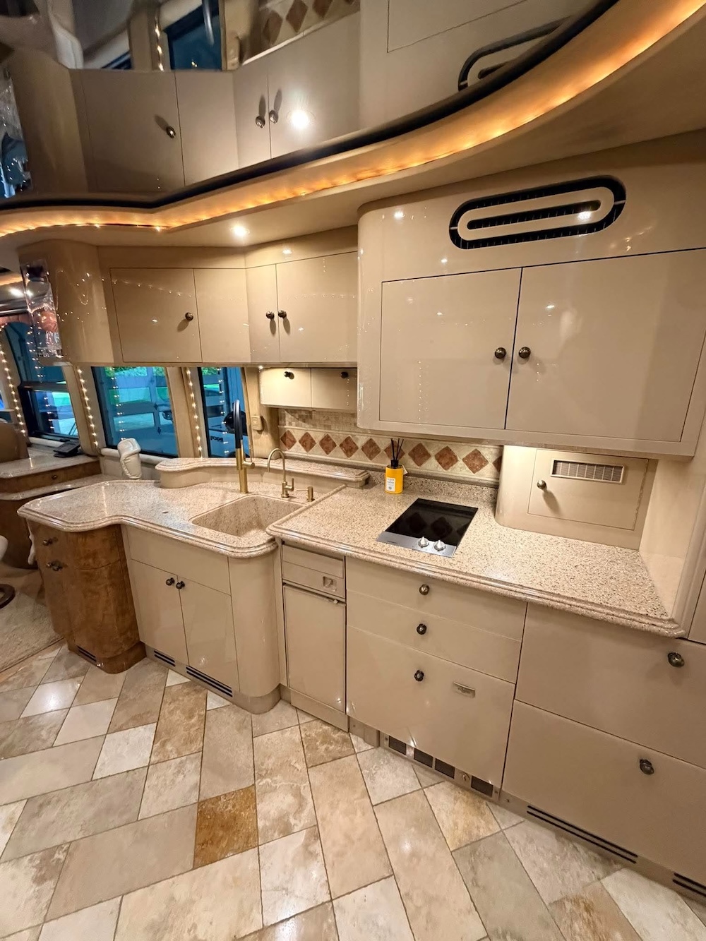2003 Prevost Liberty XLII For Sale