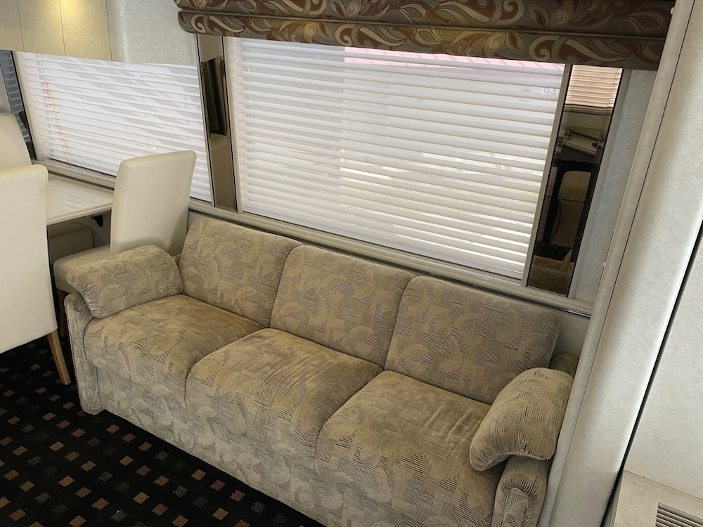 2003 Prevost Marathon H3-45 For Sale