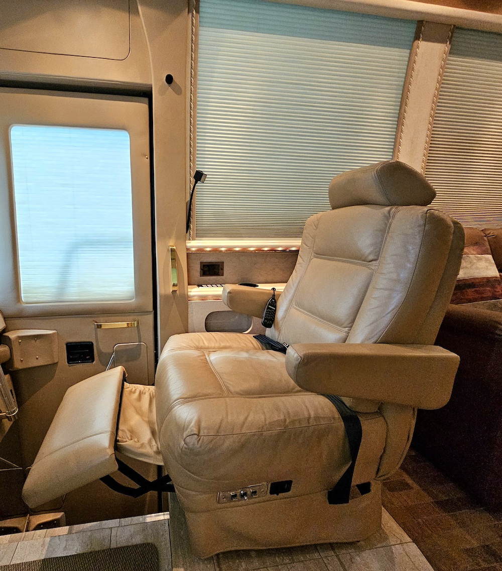 2003 Prevost Marathon XLII For Sale