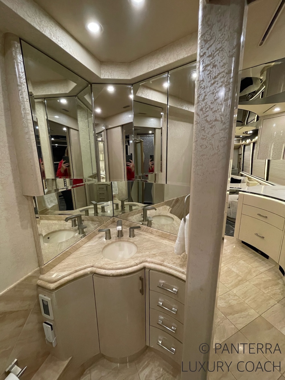 2003 Prevost  Marathon XLII For Sale