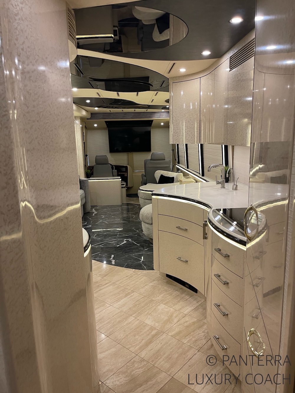 2003 Prevost  Marathon XLII For Sale