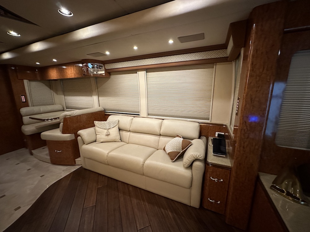 2003 Prevost Marathon XLII For Sale