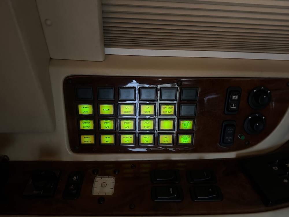 2003 Prevost Marathon XLII For Sale