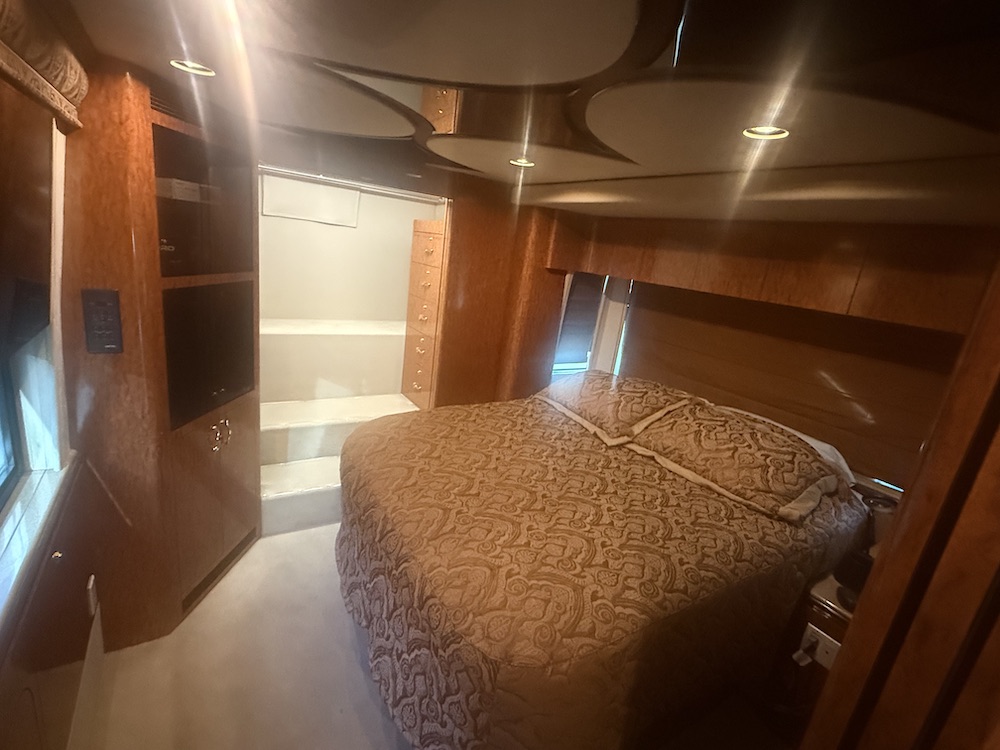 2003 Prevost Marathon XLII For Sale