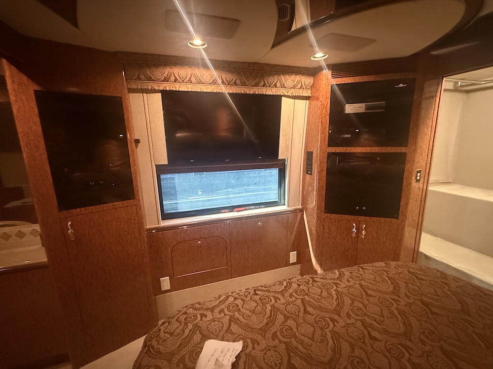 2003 Prevost Marathon XLII For Sale