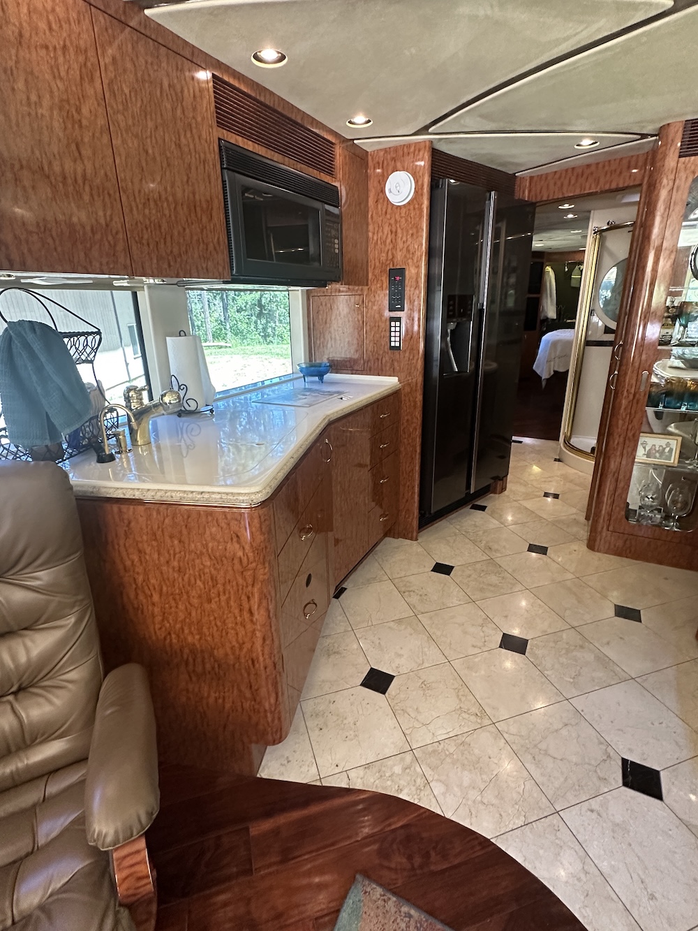 2003 Prevost Marathon XLII For Sale