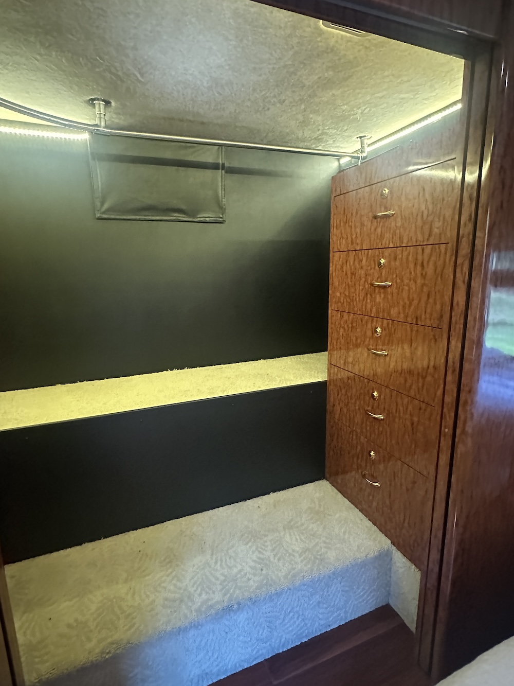 2003 Prevost Marathon XLII For Sale