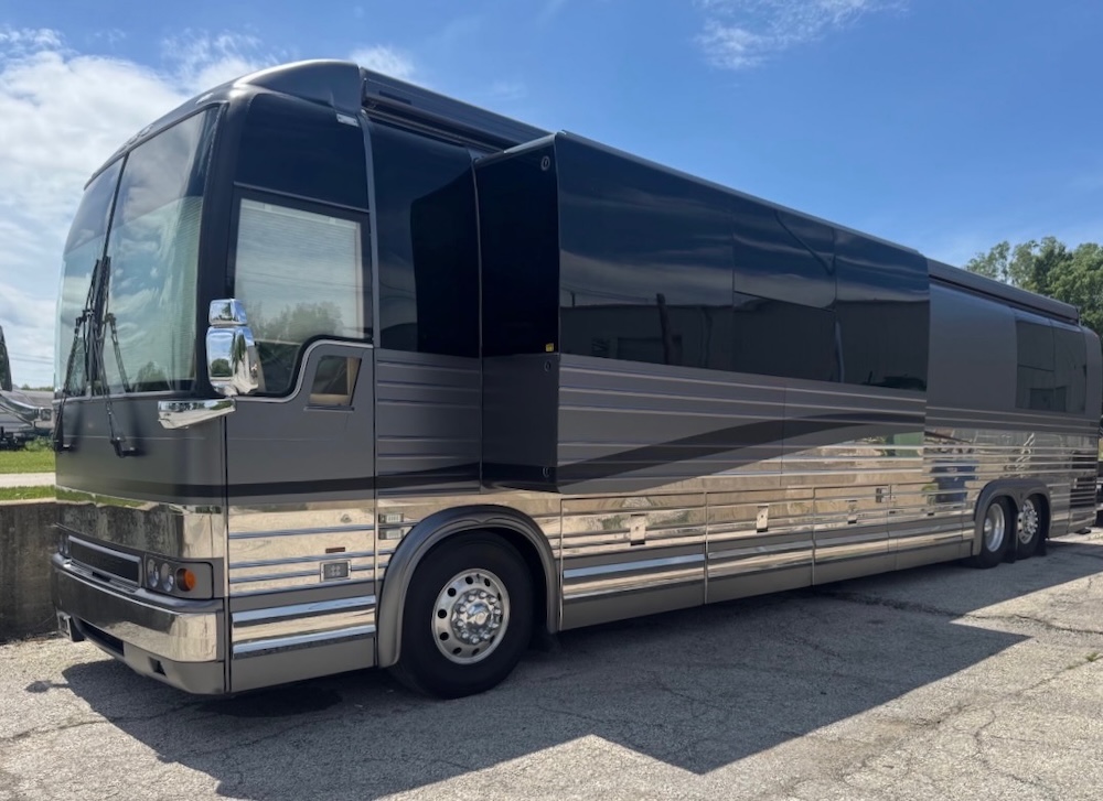 2003 Prevost Marathon XLII For Sale