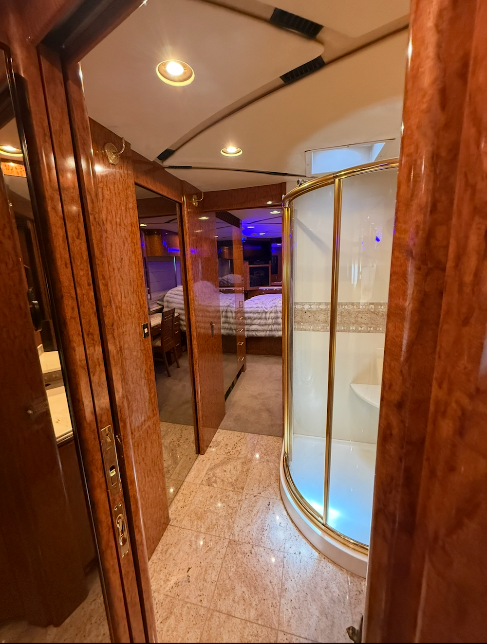 2003 Prevost Marathon XLII For Sale