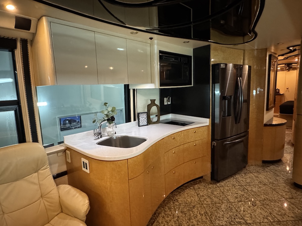 2003 Prevost Millennium XLII For Sale