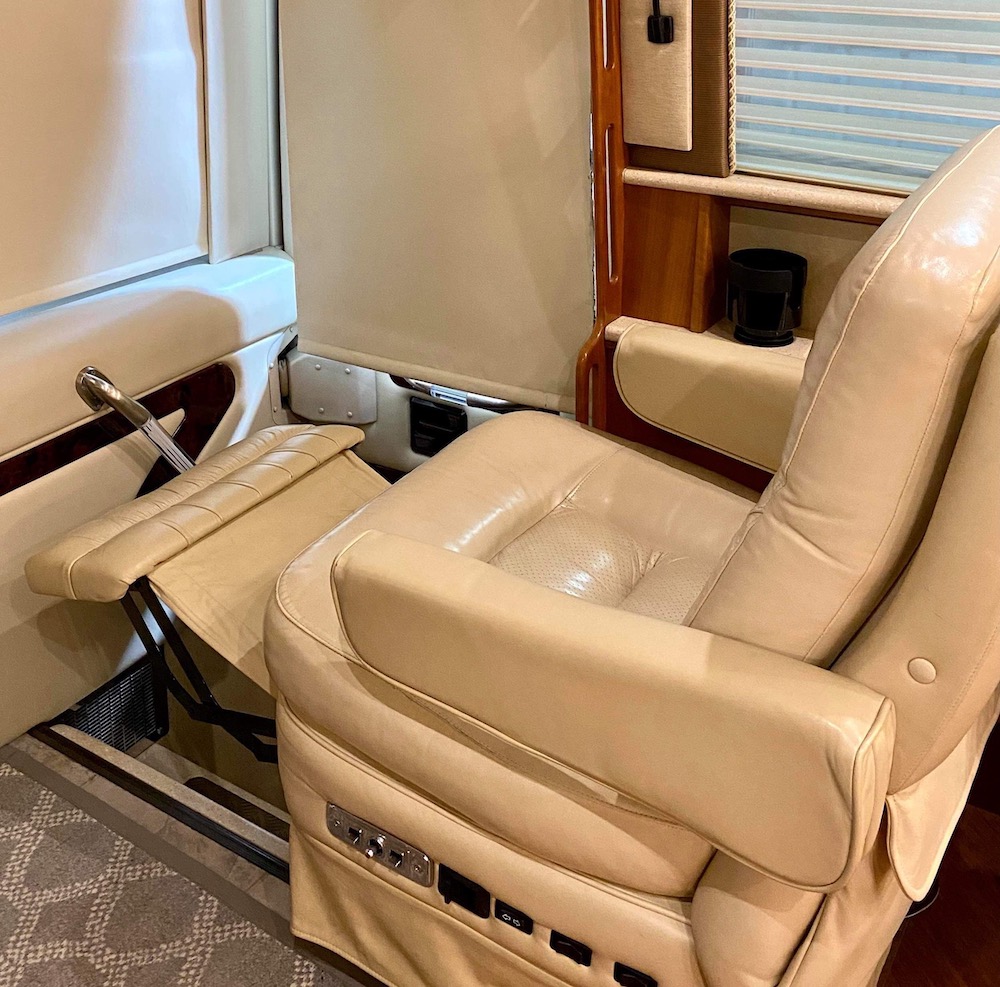 2003 Prevost Royale XLII For Sale