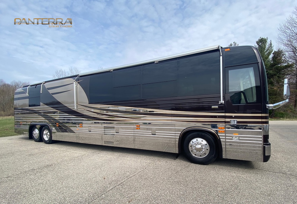 2003 Prevost Royale XLII For Sale